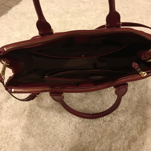 Deep red Lauren purse - Picture 5 of 8